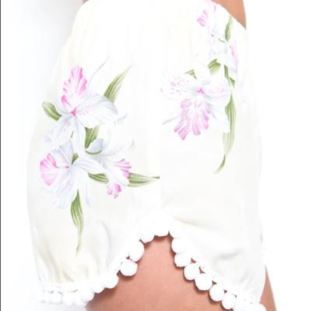 Pom Pom Shorts
